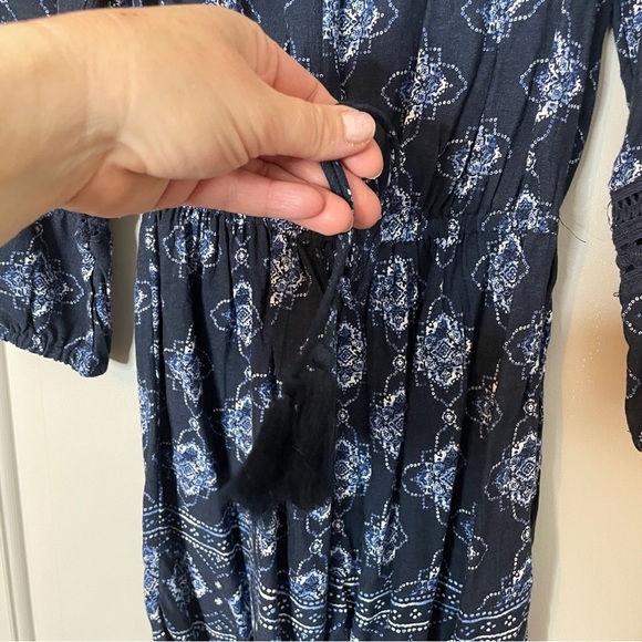 Hollister Romper Size XS Navy Blue Off Shoulder Boho Tassel Drawstring Waist - Picture 5 of 7